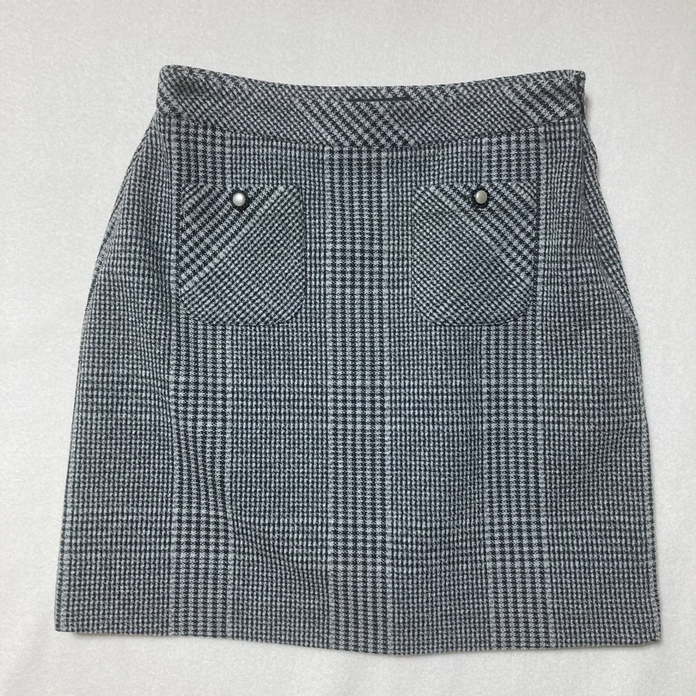 Karl Lagerfeld Paris Womens Size 6 Houndstooth Plaid Mini Skirt Pearl‎ Accents