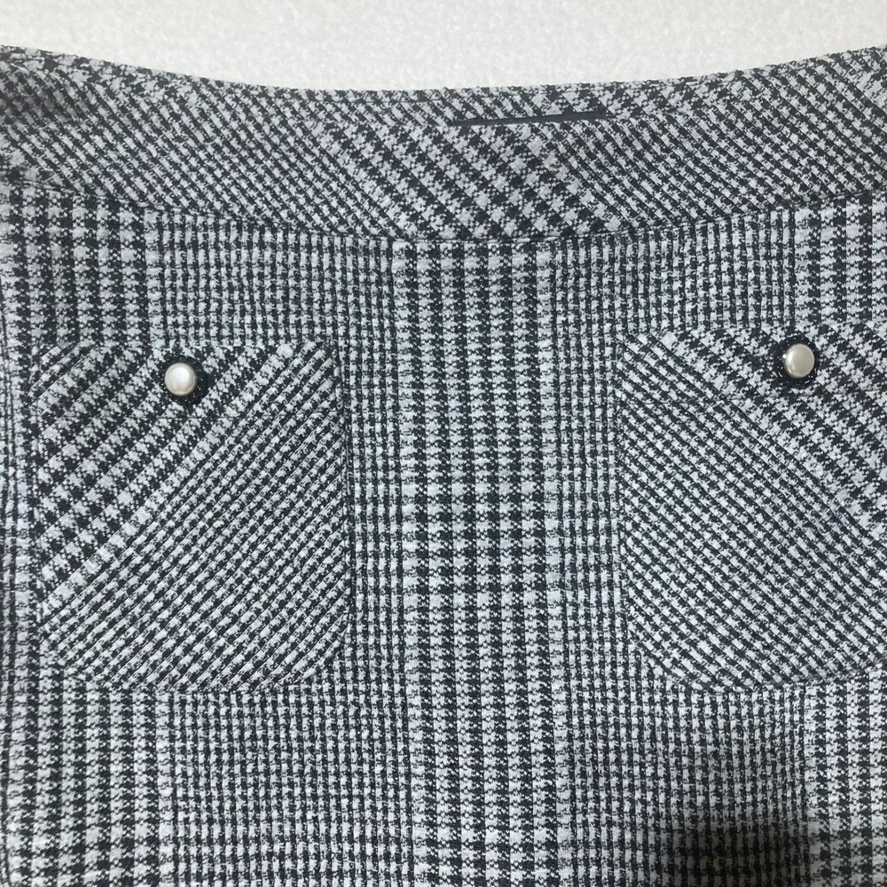 Karl Lagerfeld measurements waist