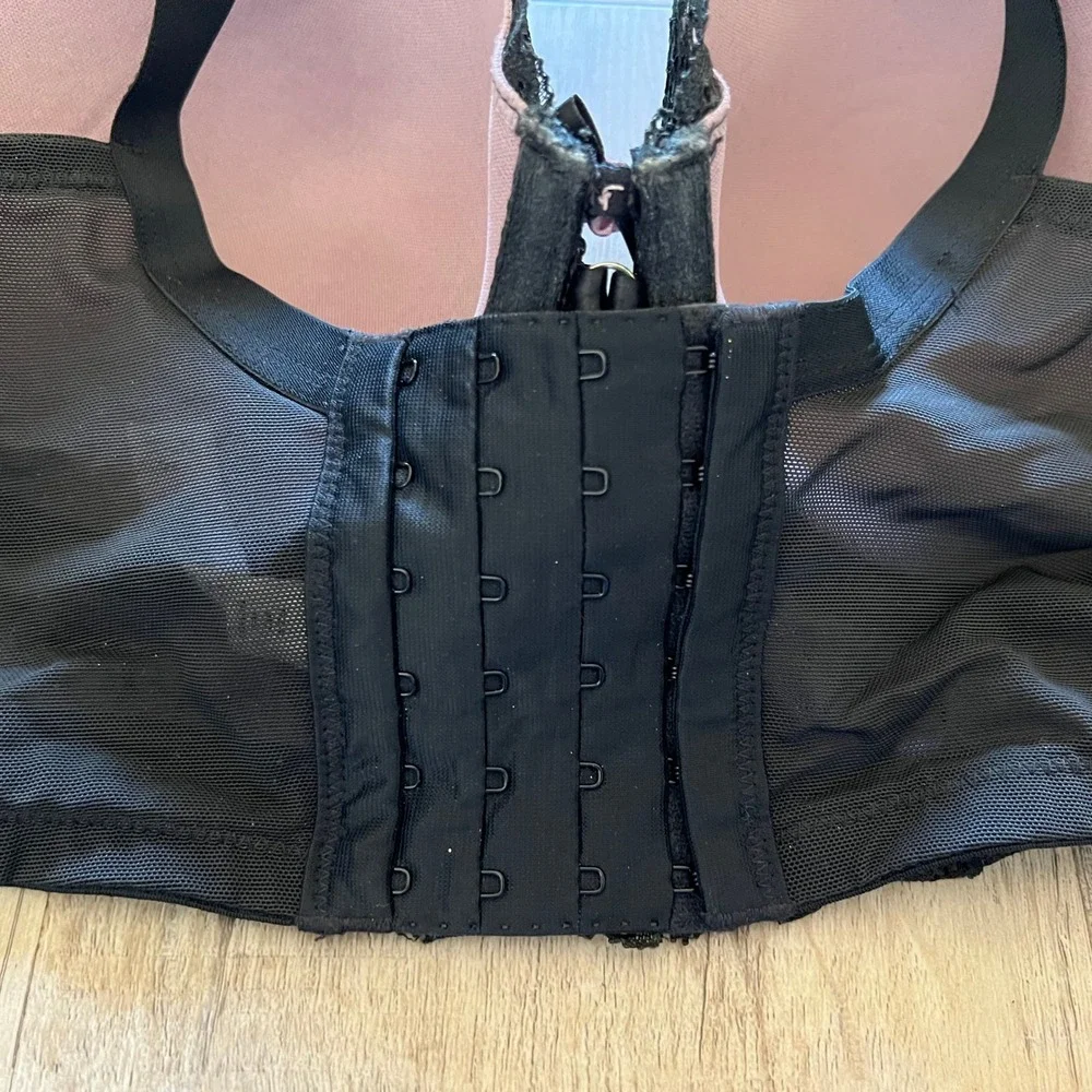Cacique intricate black