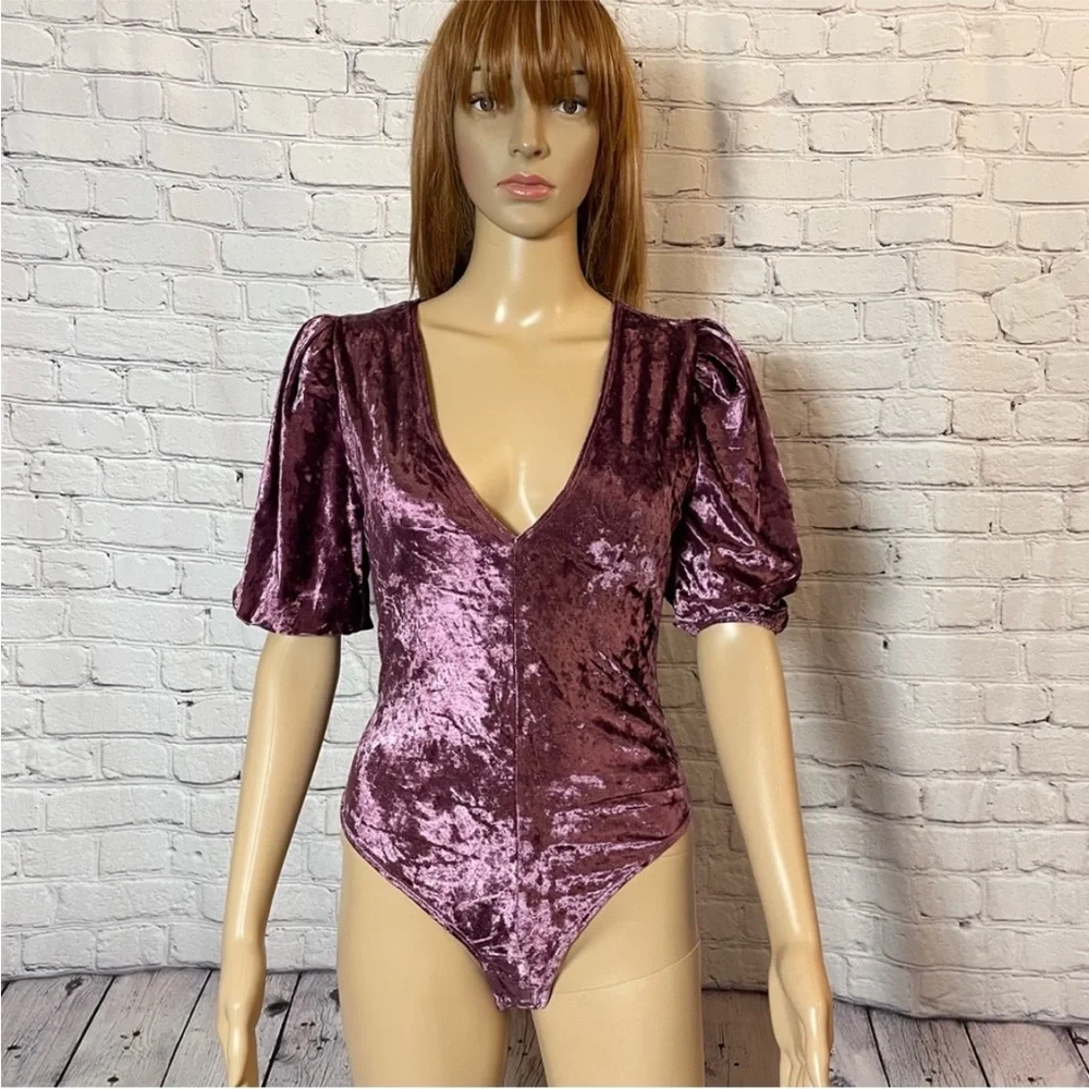 Free People Crushed Velvet Whimsygoth Fairy Purple Bodysuit Puff Sleeves Size S