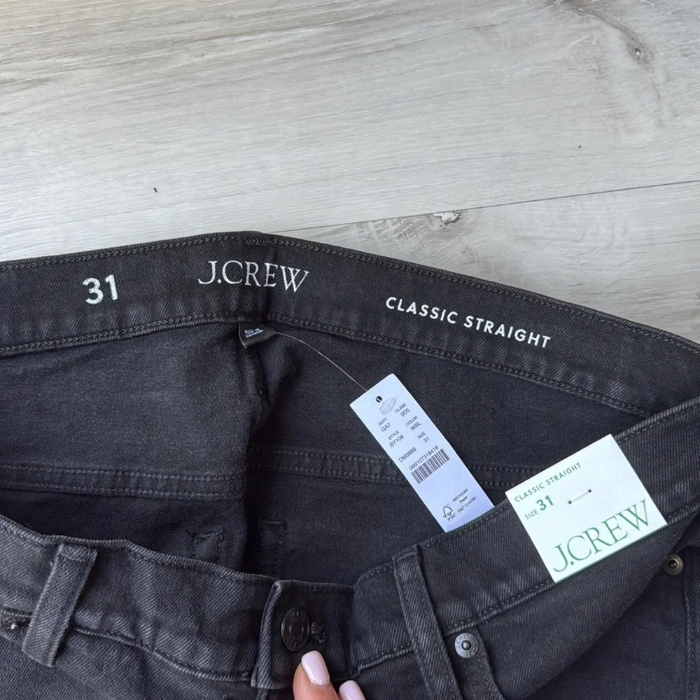 J.Crew Classic straight jean in washed black size‎ 31 NWT in packaging