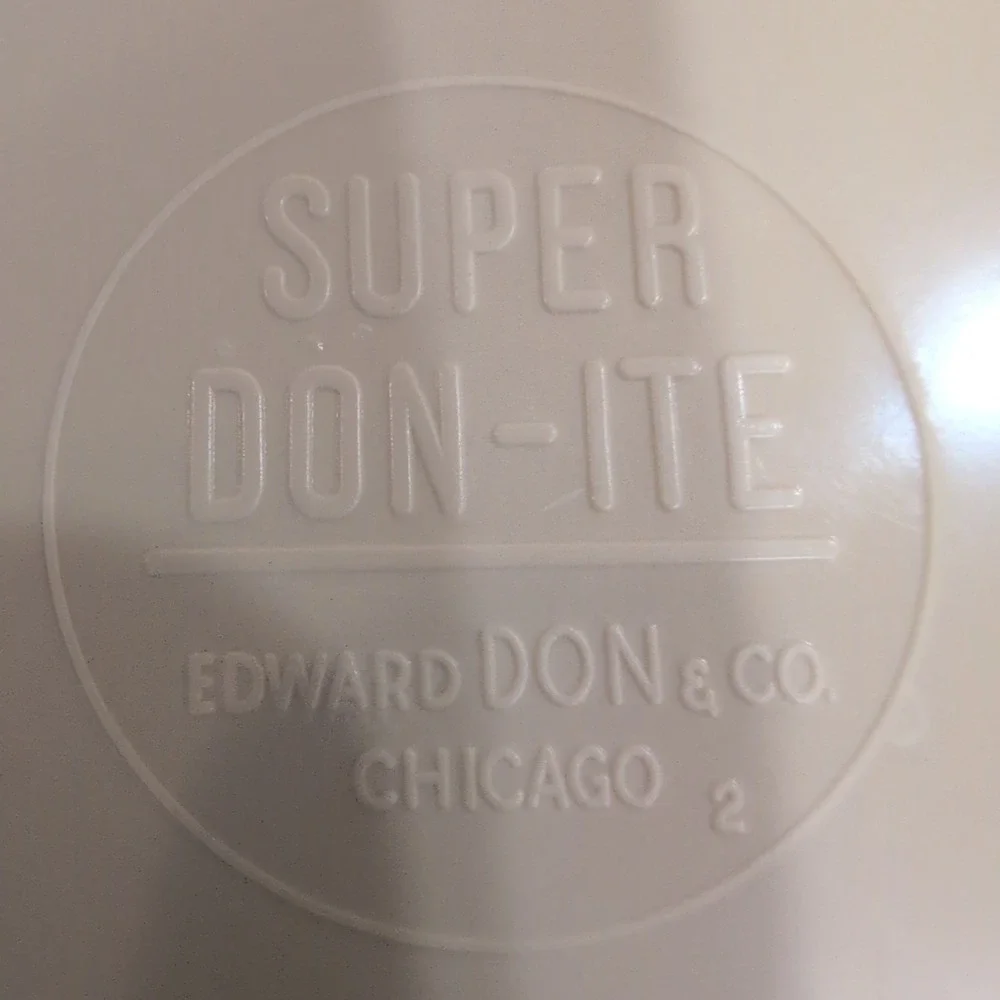 Vintage‎ Super Don-Ite Edward Don & Co Chicago Tan Plates Set of 6 Melamine