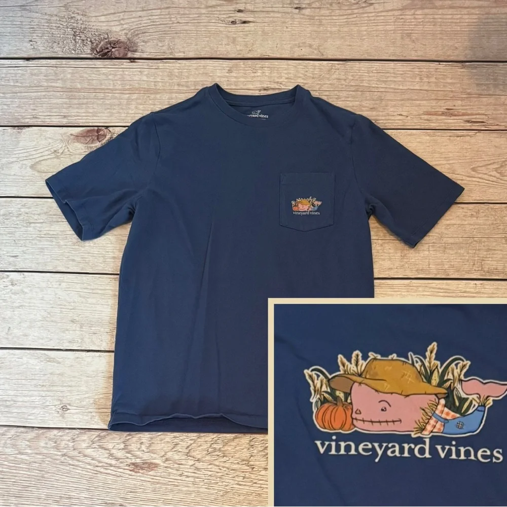 📌Vineyard Vines Fall T-shirt