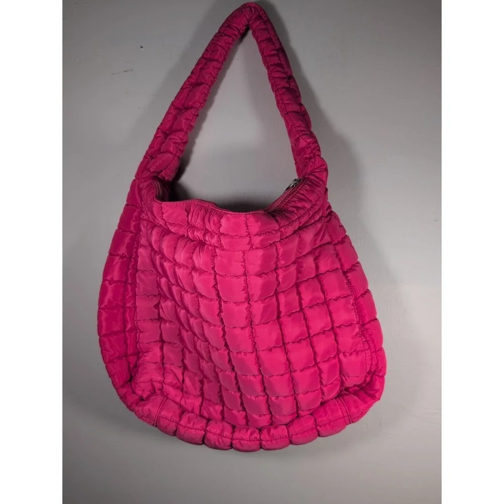 Free People Movement Quilted XL Carry-all Zip Closure Pink Shoulder Bag - NEW