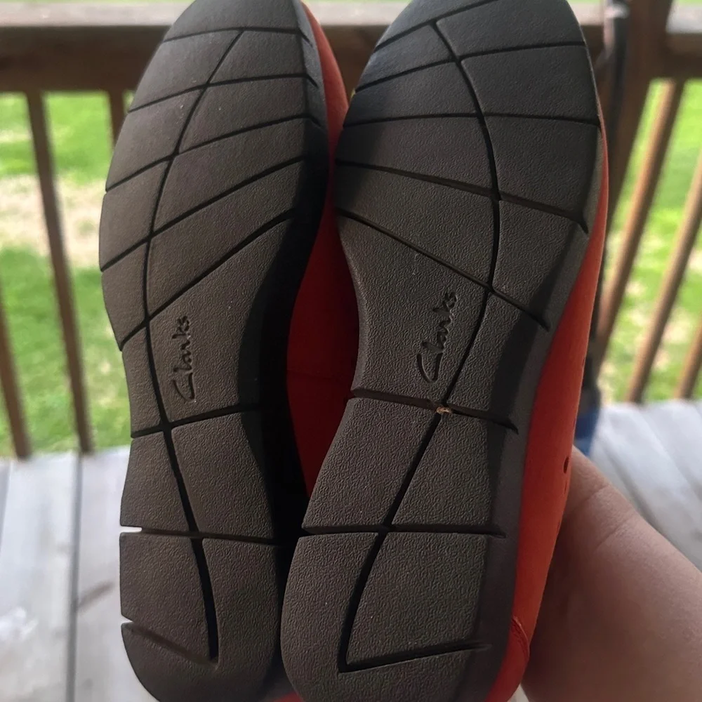 Clarks comfortable women