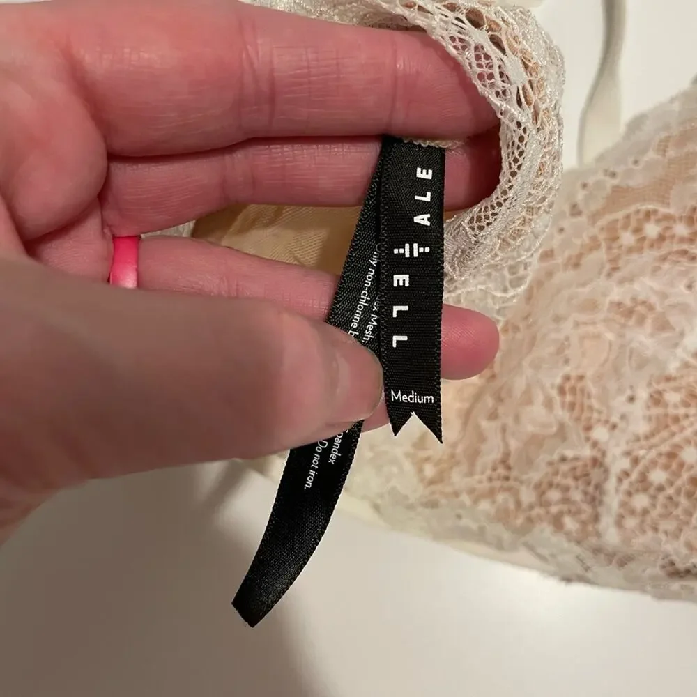 Soma Brand Tell Tale Wireless Bralette Tan & White Lace Size Medium