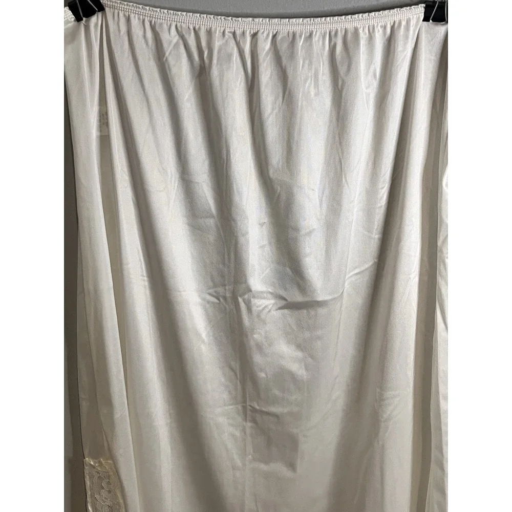 The Unbranded Brand vintage white nylon