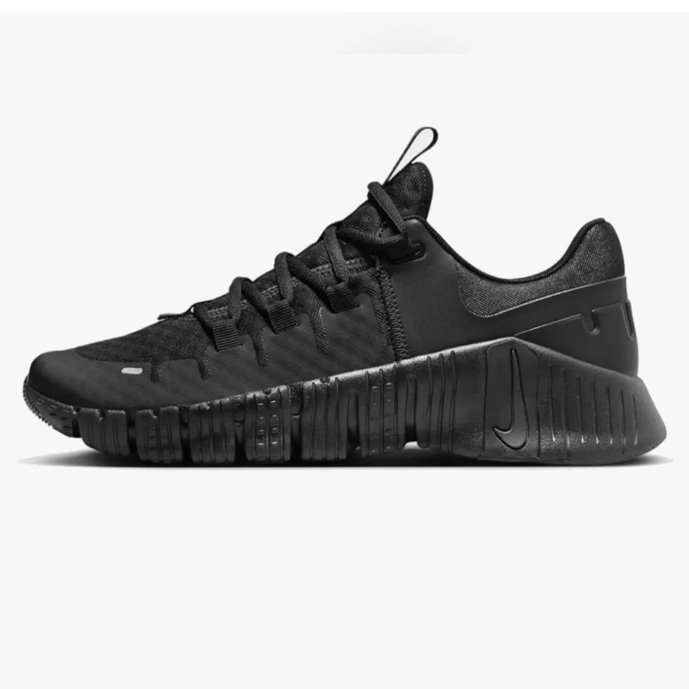Nike Women’s All-Black Athletic Sneakers