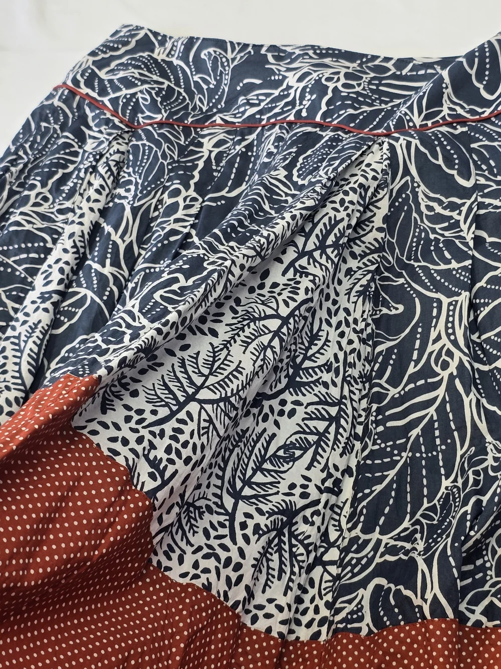 Wrap London 100% Cotton Leaf Print Pleated Skirt Blue Red Polka Dot Size 10
