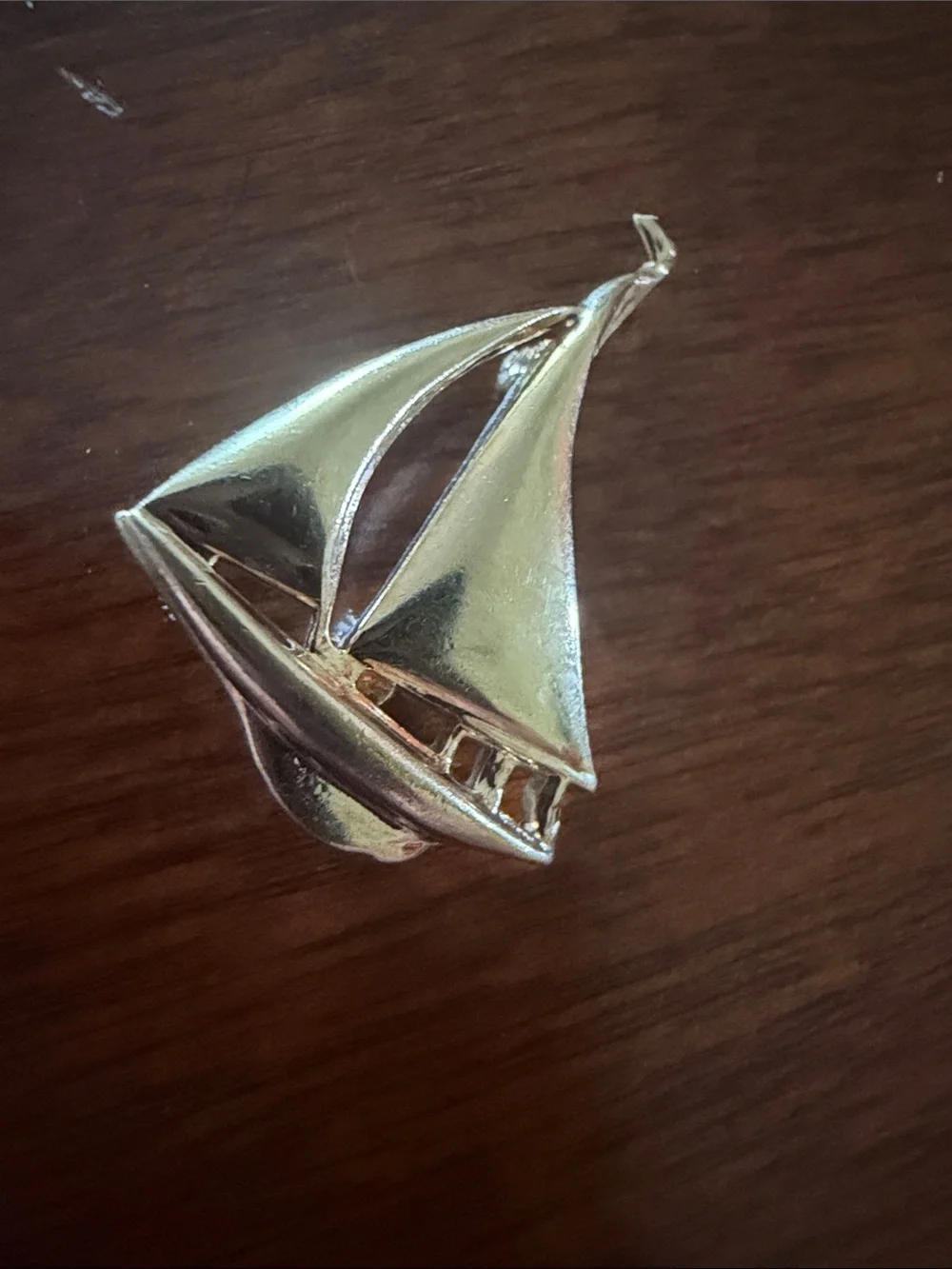 Vintage B.A. Ballou & Co. 12K gold sailboat pin/brooch