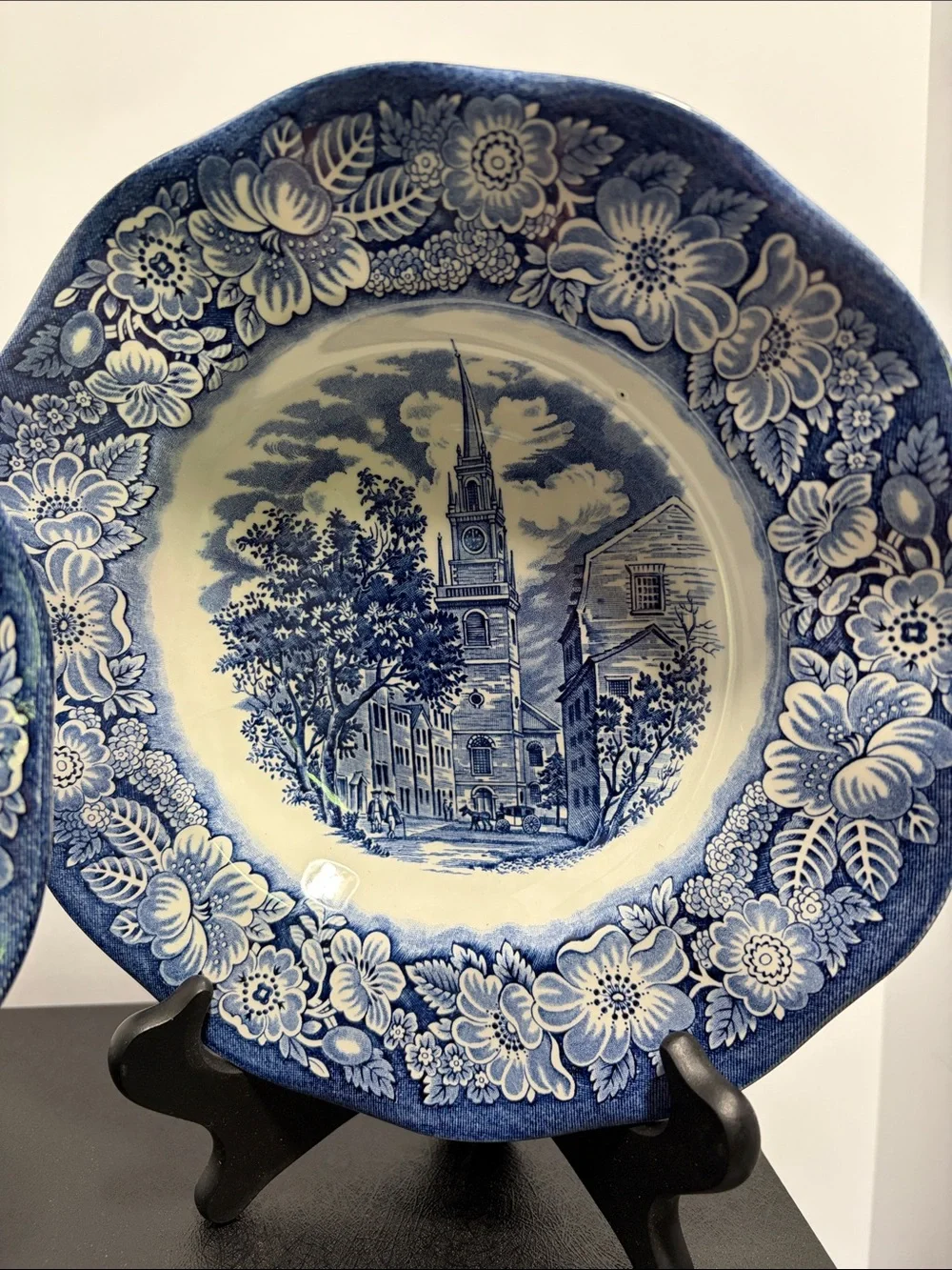 2 Liberty Blue 8.75” Floral Scenic rimmed soup bowls Old North Church vintage