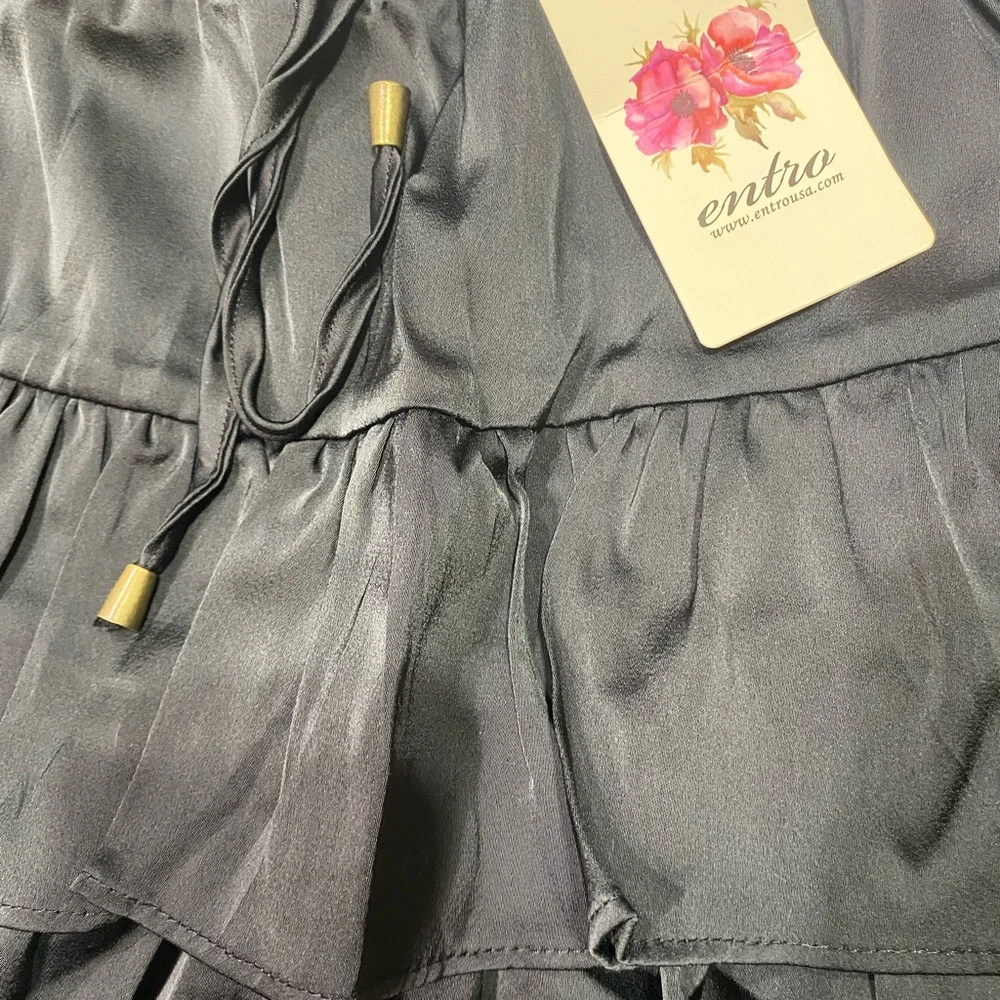 entro chic black
