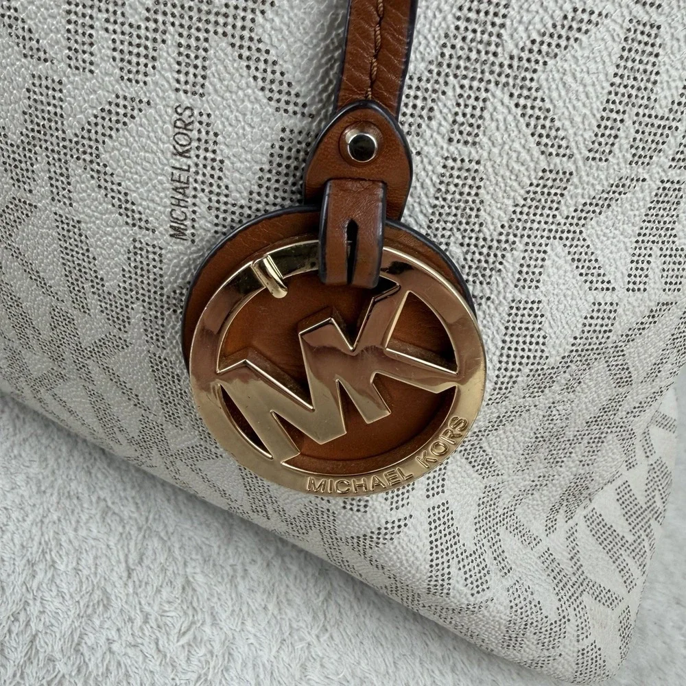 Michael Kors great pre