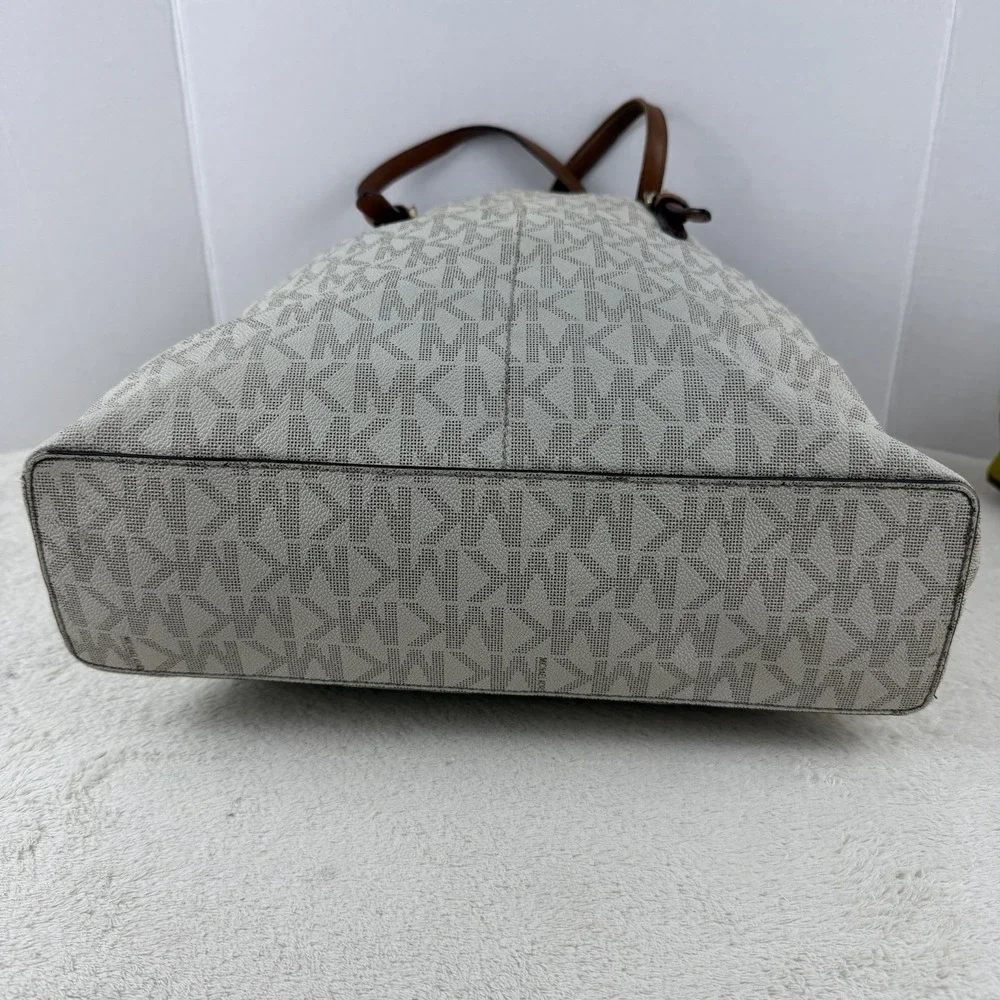 Michael Kors great pre