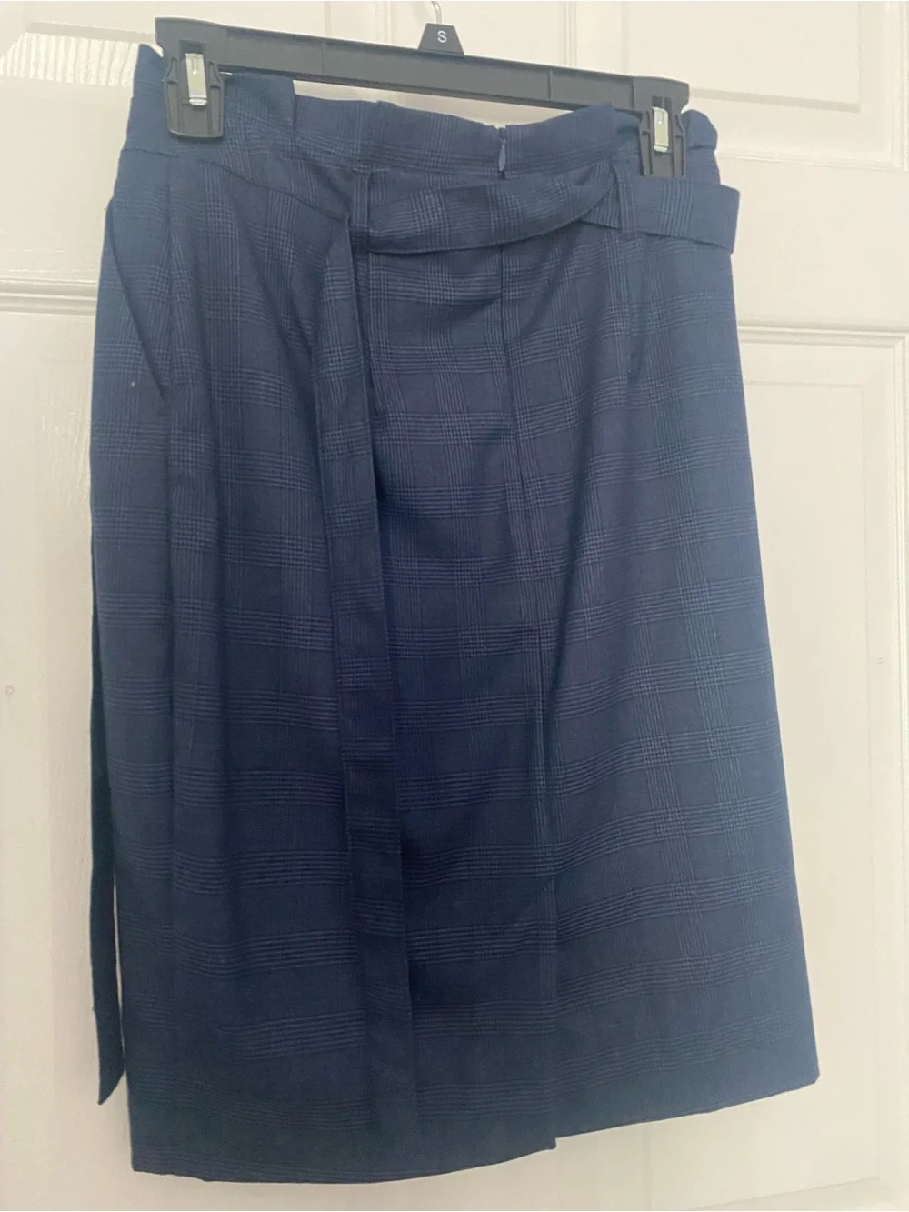 Banana Republic tailored midi
