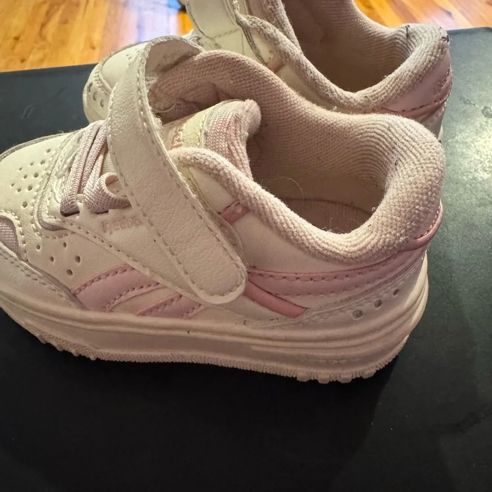 Reebok super cute