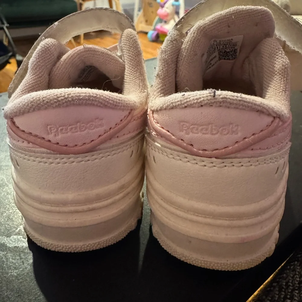 Reebok super cute