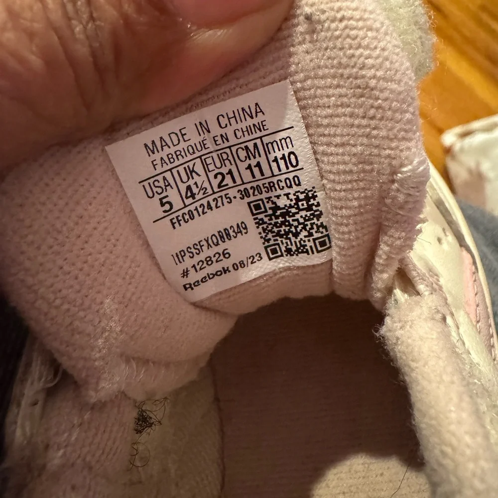 Reebok super cute
