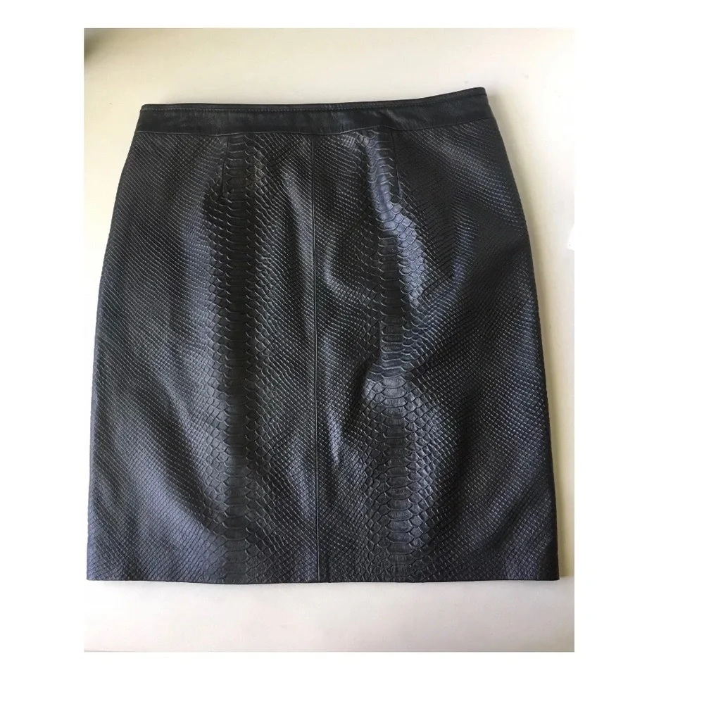 Vince snake embossed