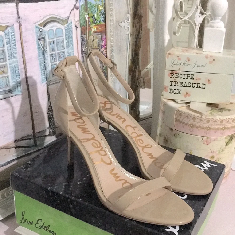 Sam Edelman sleek ankle