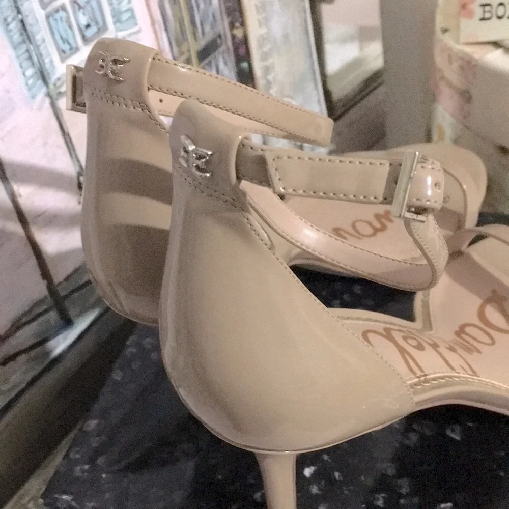 Sam Edelman sleek ankle