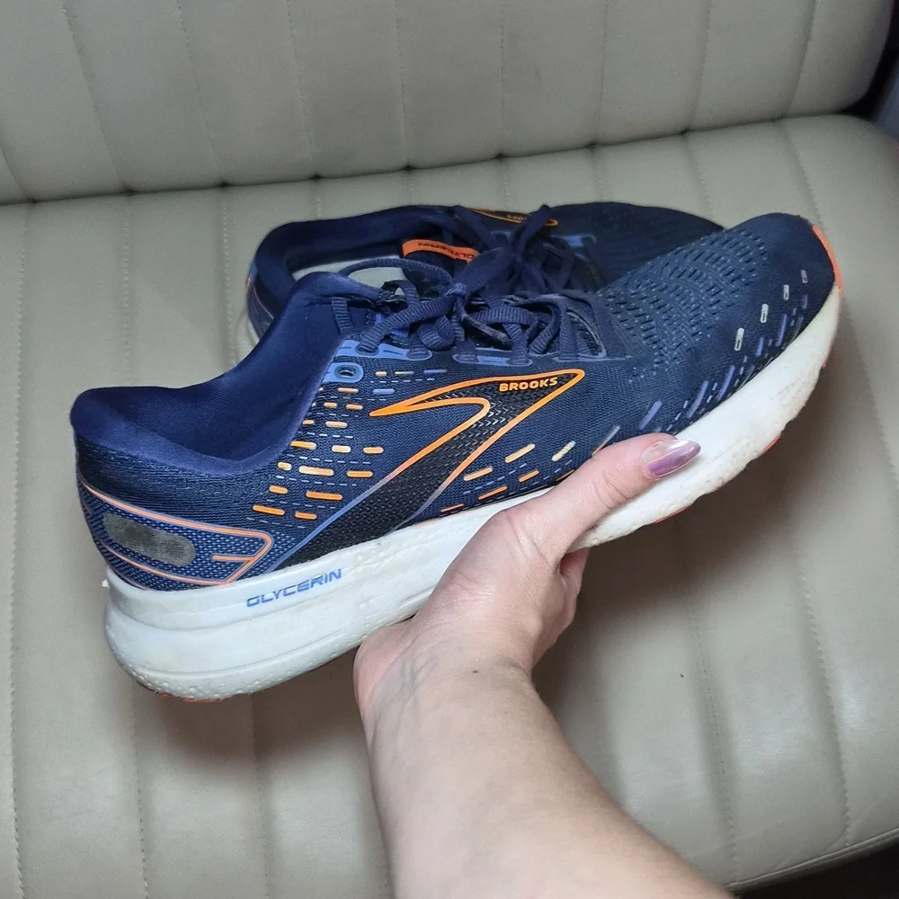 Brooks lightweight men