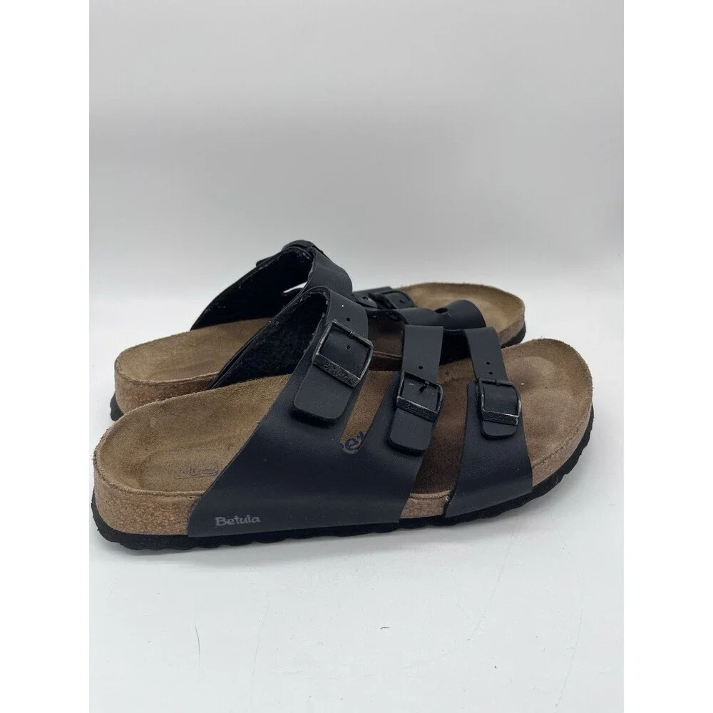 Birkenstock features cork
