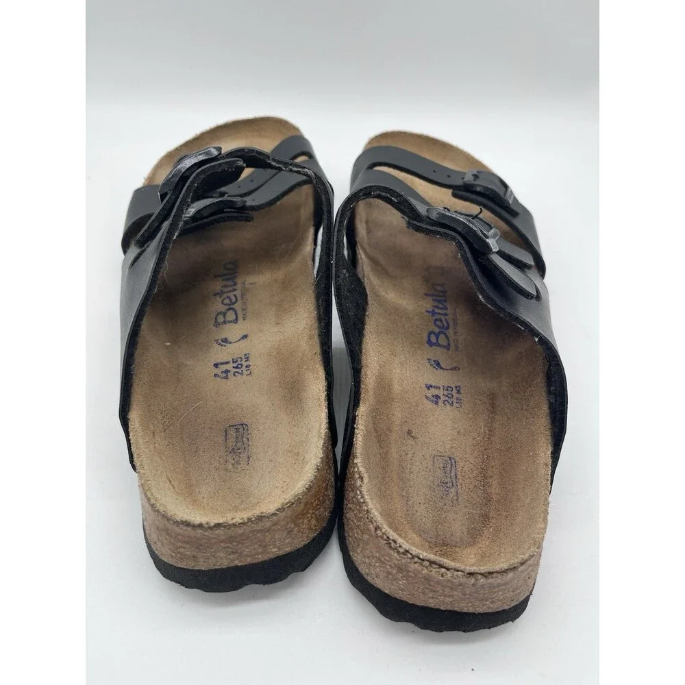 Birkenstock features cork