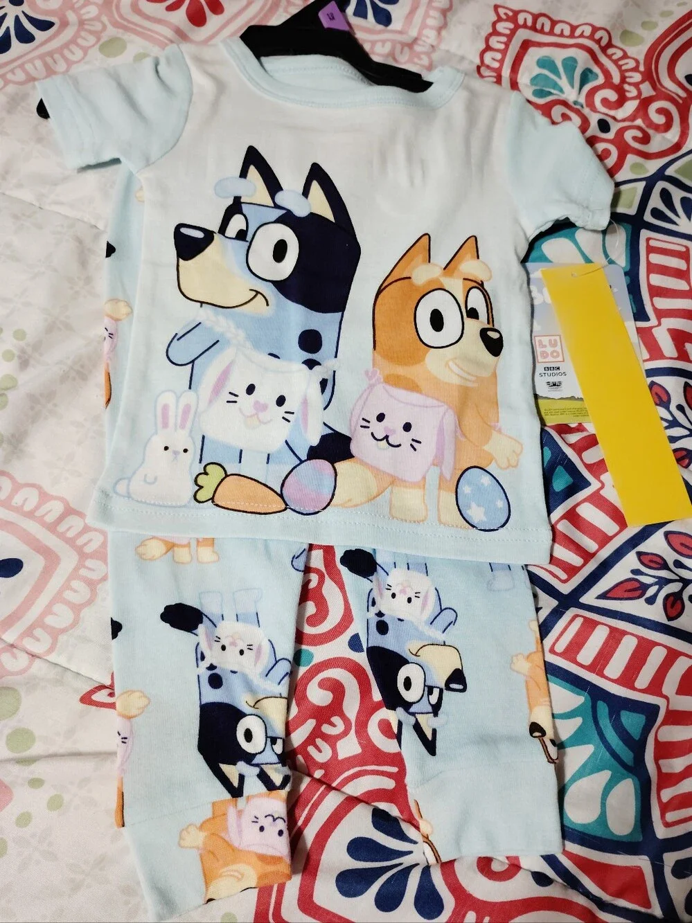 Bluey Girls 2- Piece Easter Short Sleeve and Pant Pajamja Set
