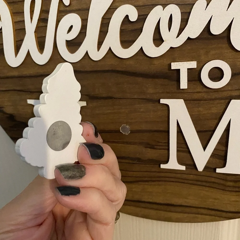 N/A welcome sign