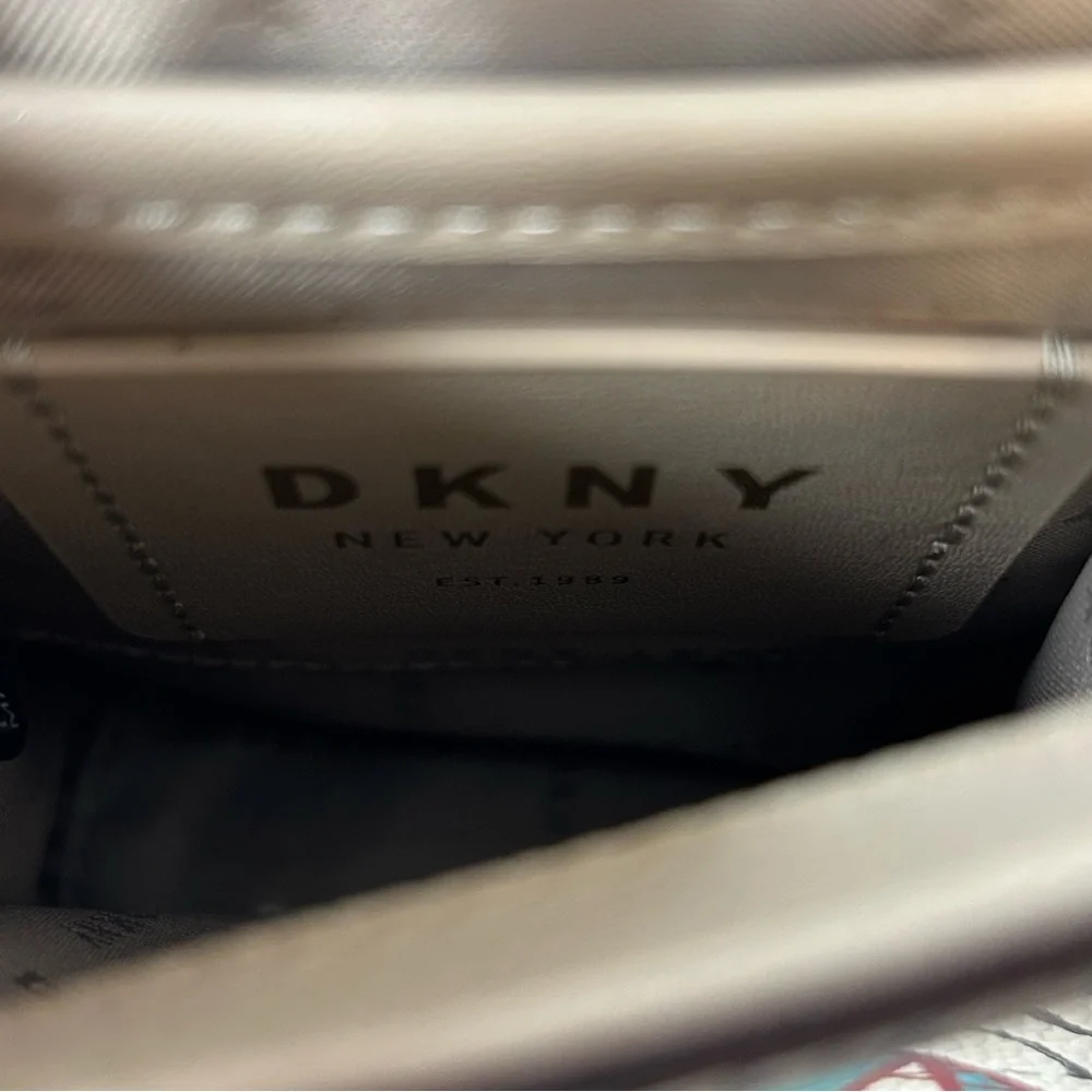 Dkny womens elissa