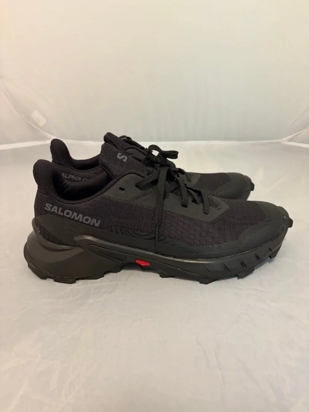 Salomon brand new