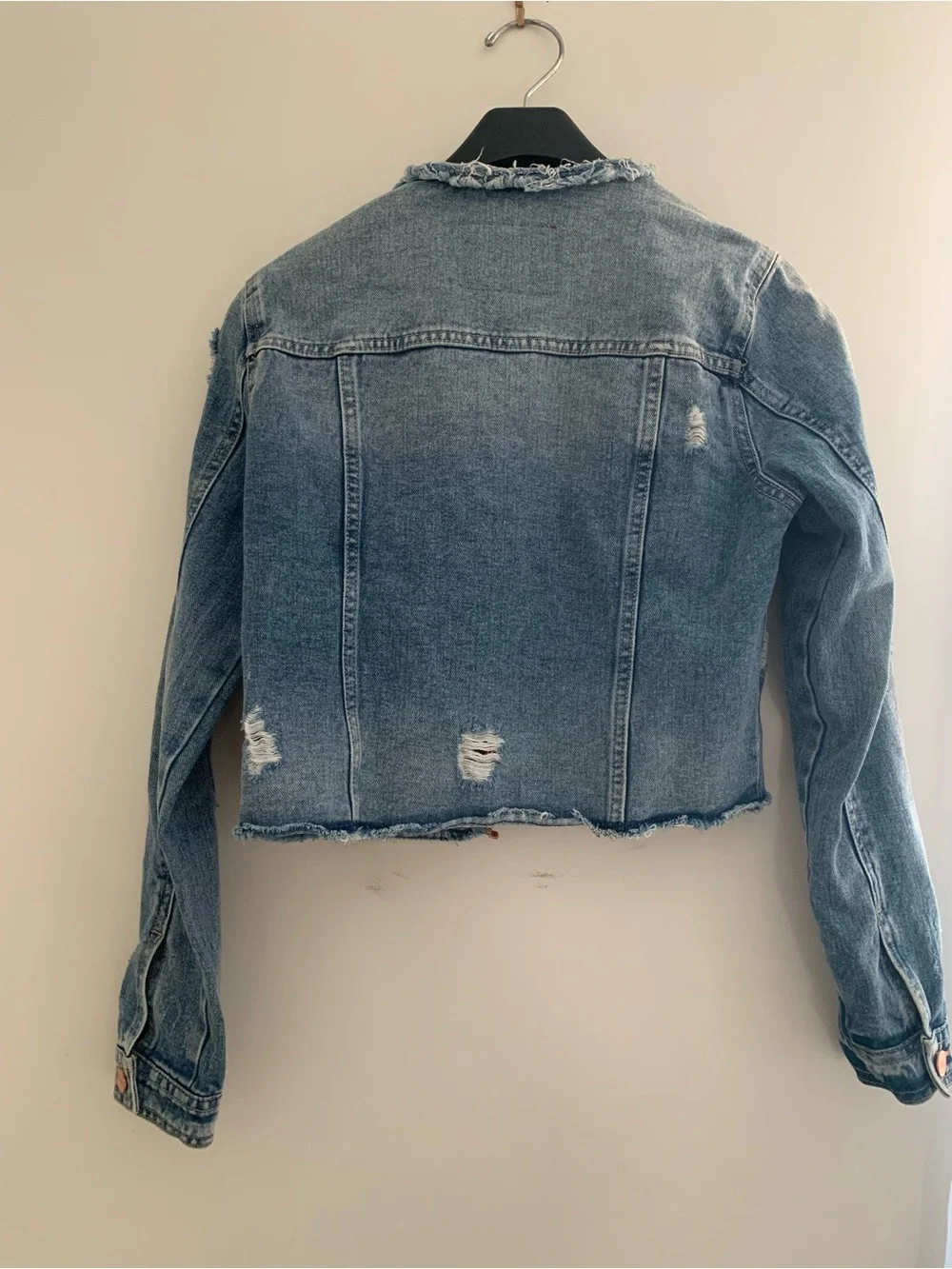 BBJ Los Angeles cropped distressed