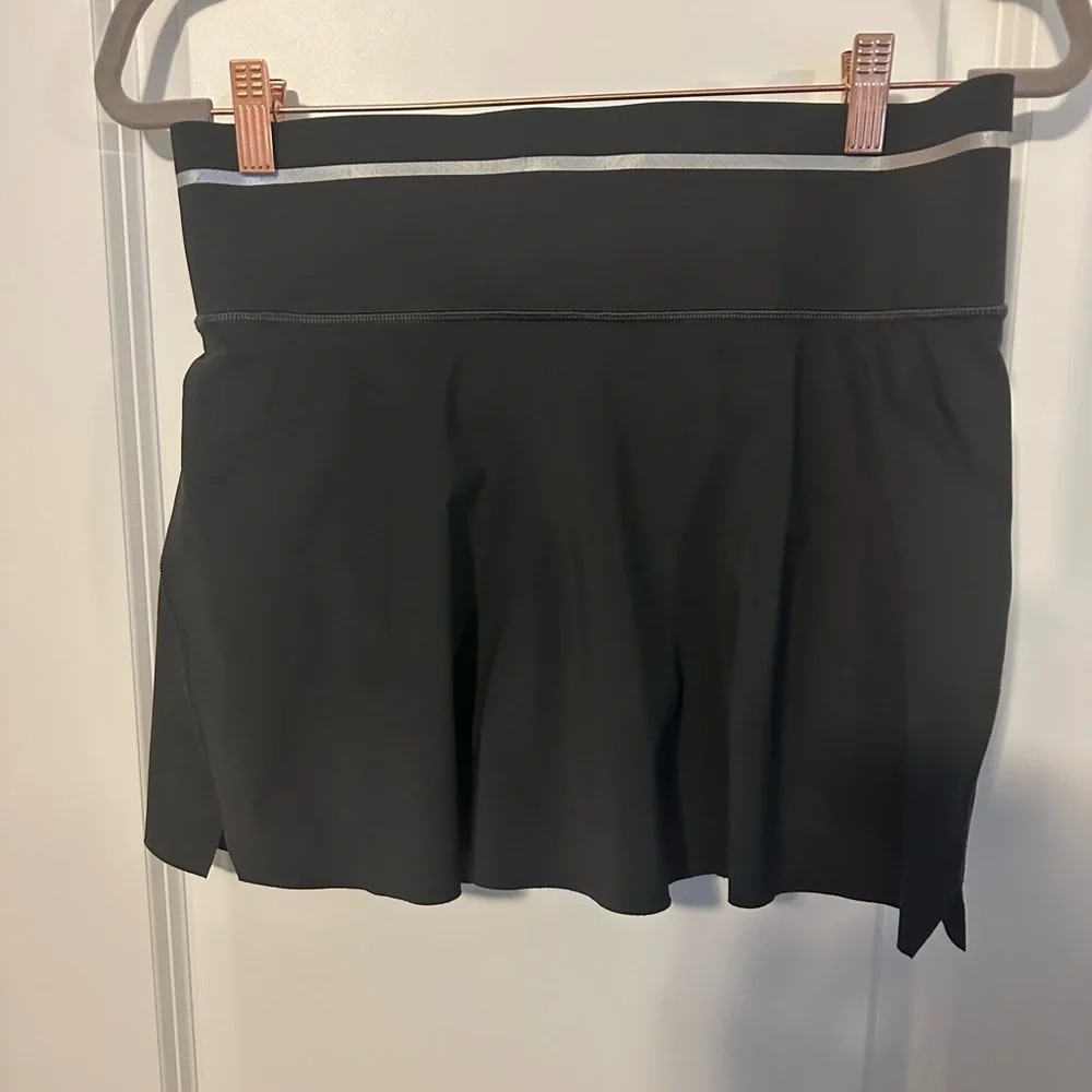 Athleta Black Athletic Skort with Silver Waistband Detail