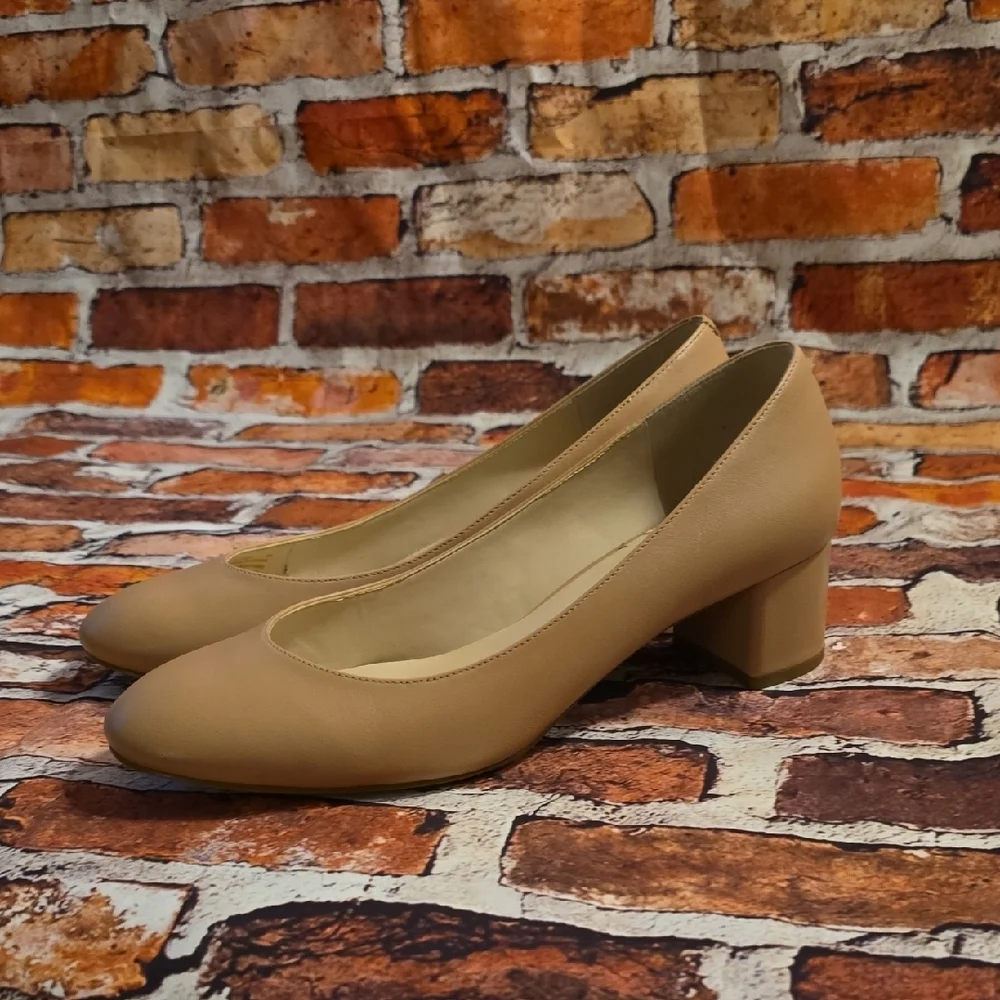 Cole Haan chic tan