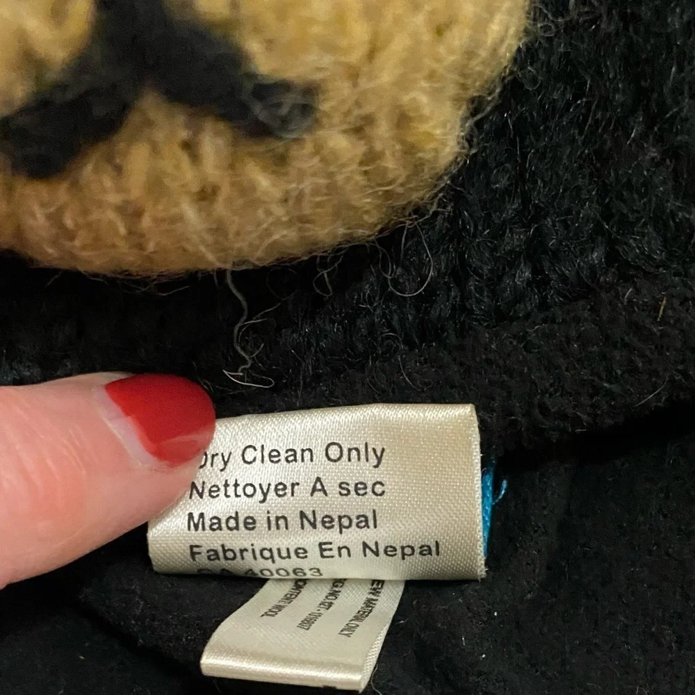 Delux Black Bear Knit Hat Wool/Nylon Fleece Lined Men/Women One Size