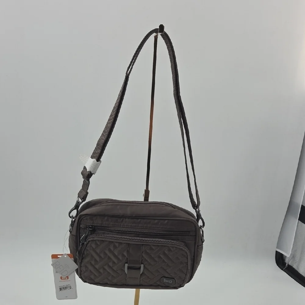 lug compact versatile