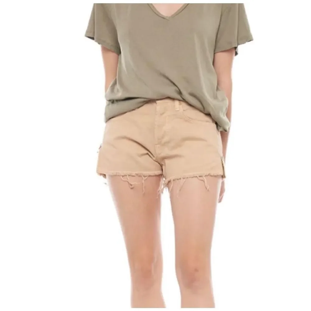 Sandrine Rose SIZE 26 NWT beige button fly shorts‎ with side zipper