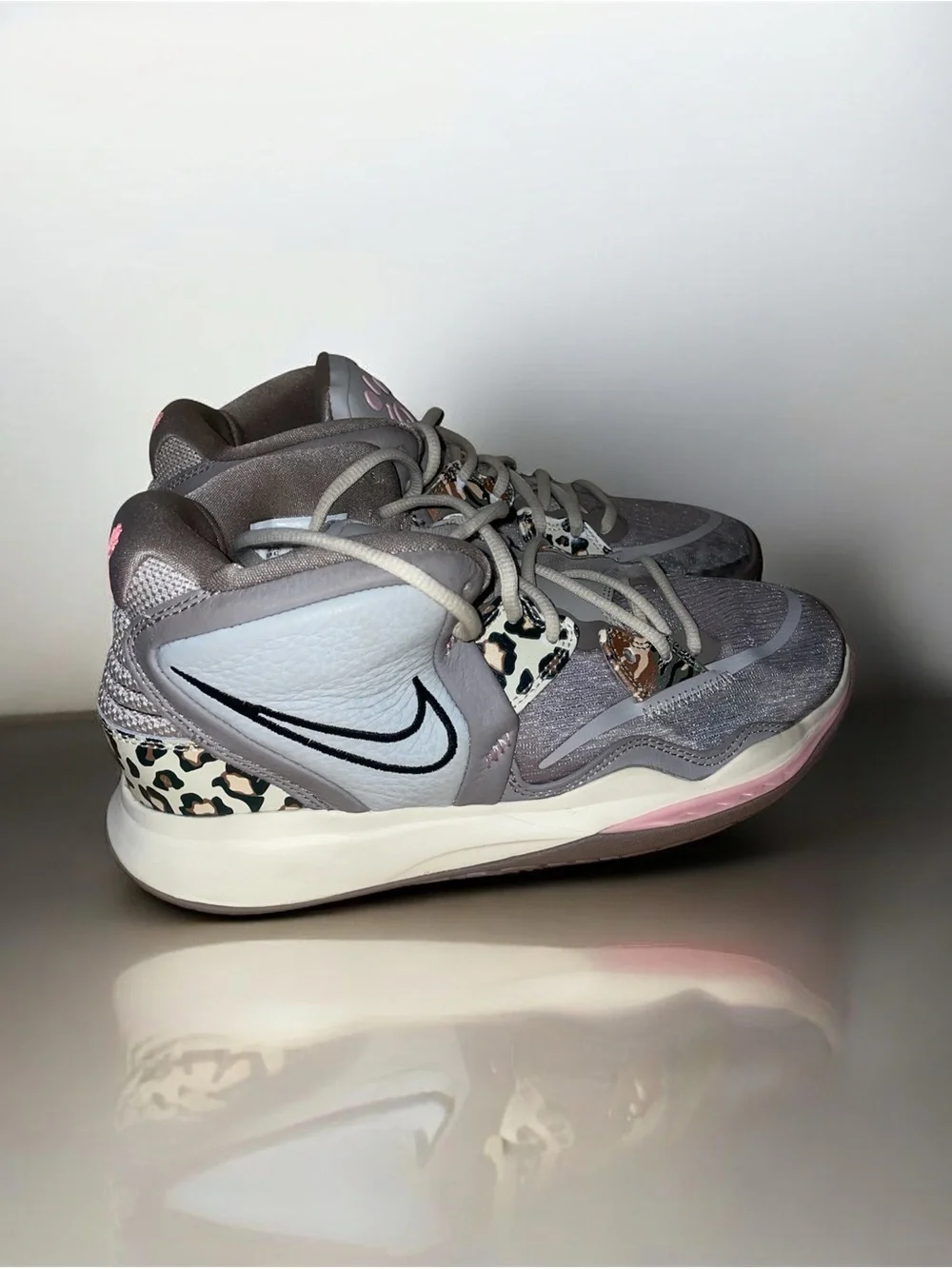 Nike Kyrie Infinity Sneakers