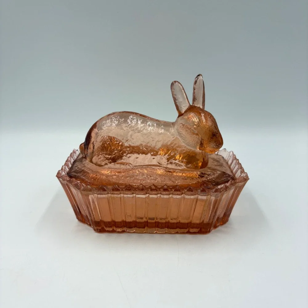 Vintage Rabbit on Nest Trinket Dish Pink Glass Small Easter Bunny‎ Box