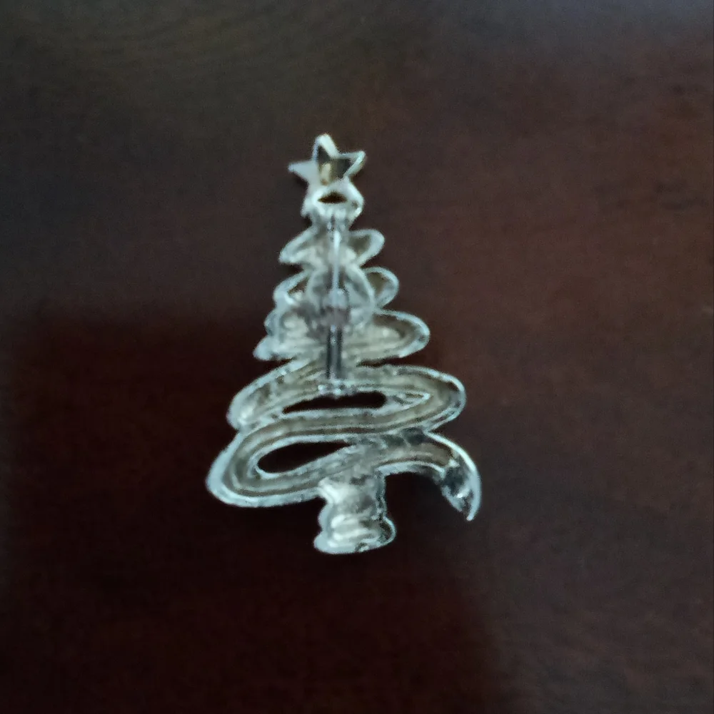 N/A elegant silver