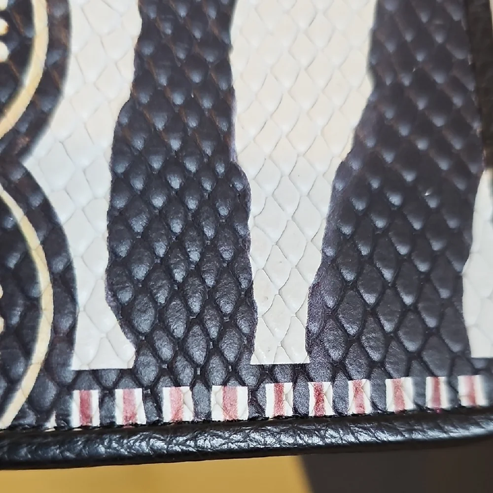 Brighton AFRICA STORIES Rockmore Wallet T35103  NWOT With Dustbag