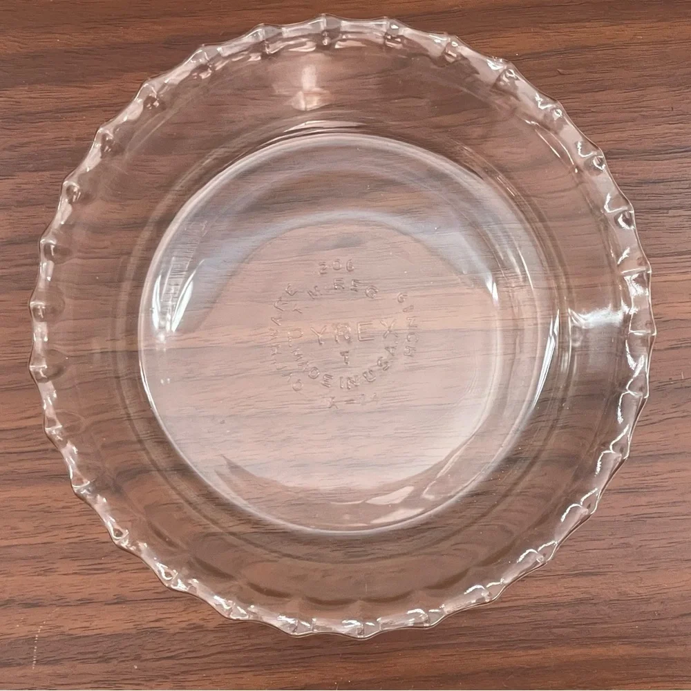 Vintage Pyrex 6” Glass Pie Dish with Fluted Edge- set of 3