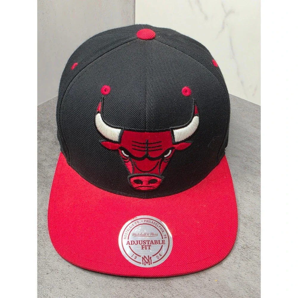 Mitchell & Ness Chicago Bulls Snapback‎ Hat Black Red Adjustable NBA Cap