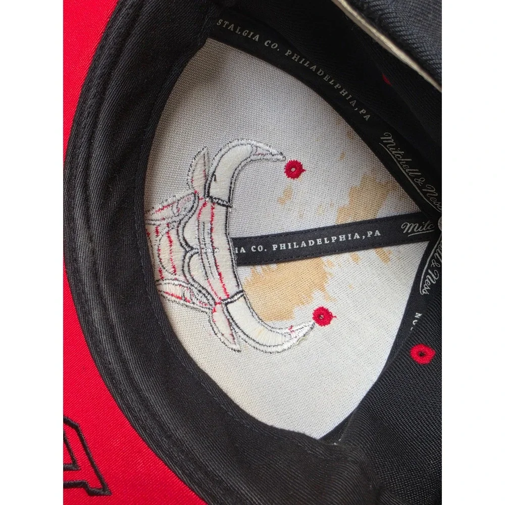 Mitchell & Ness Chicago Bulls Snapback‎ Hat Black Red Adjustable NBA Cap