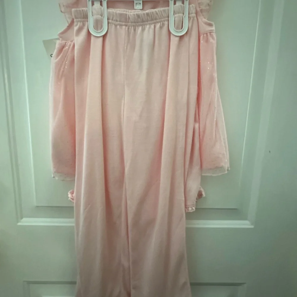 Carter’s Sleepwear Girls 3 Pc Pink Ruffled Sparkle Top, Pants, Shorts Set NWT