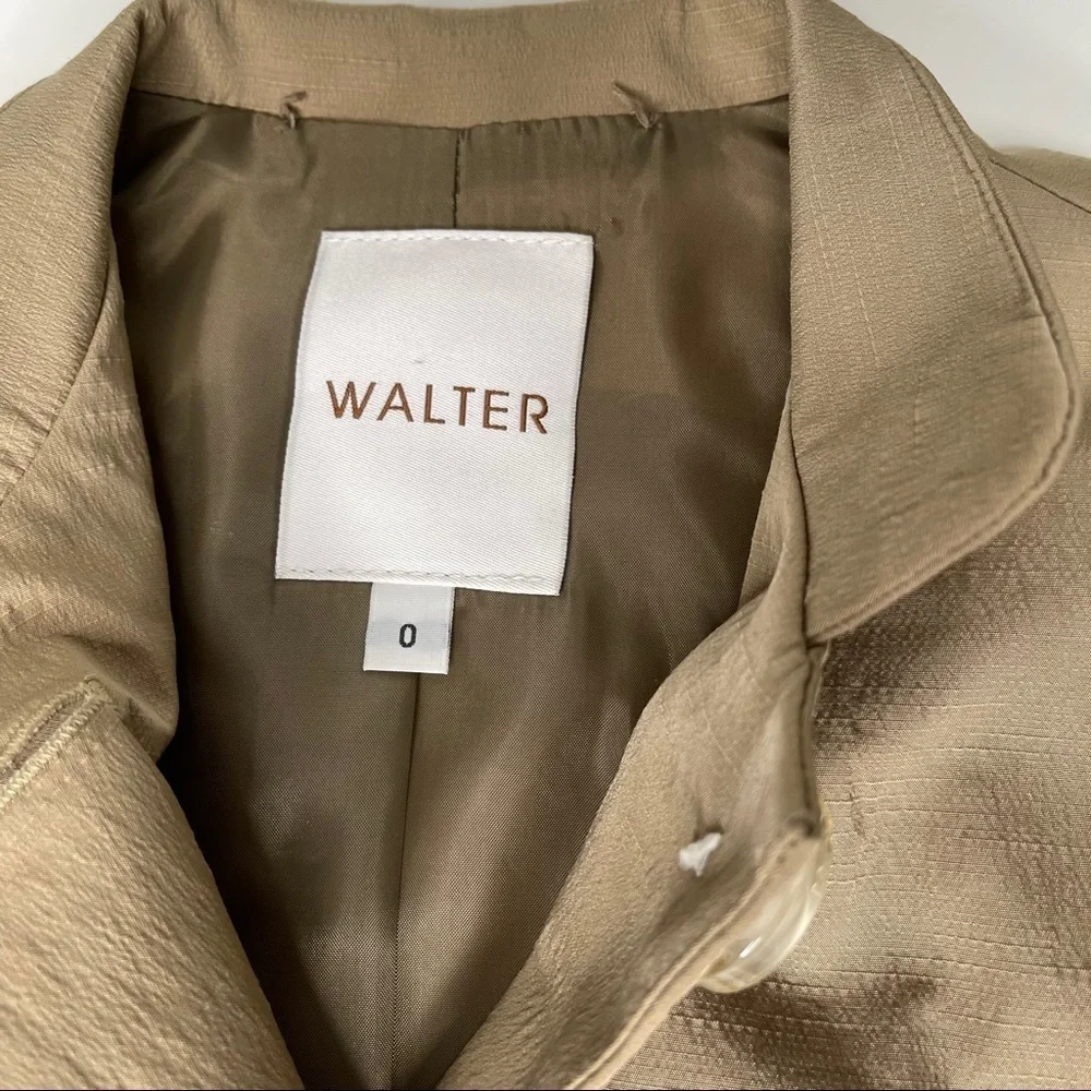 Walter Baker tan color