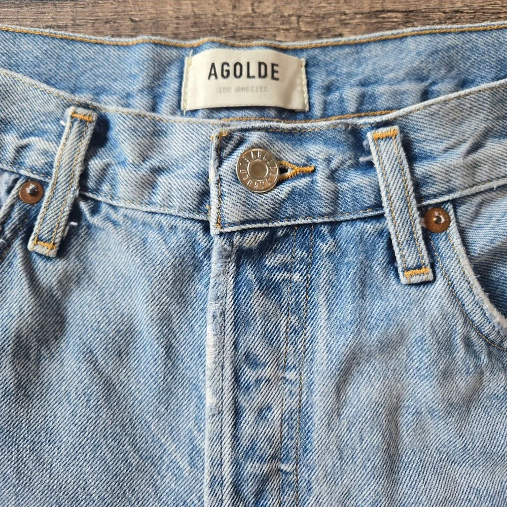 AGOLDE Parker High Rise Distressed Denim Shorts Light Wash Size 30 A026-811