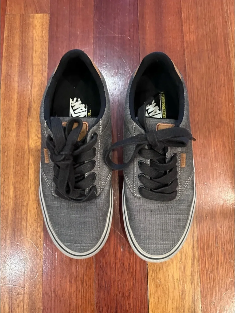 Vans low top