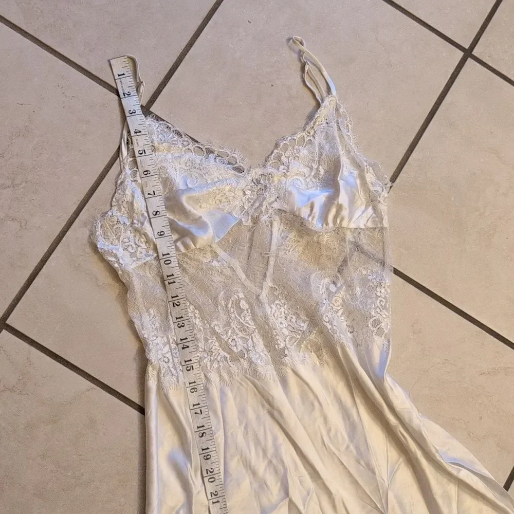 Victorias Secret new tag